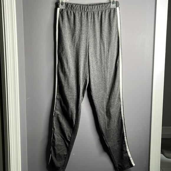 Rue 21 Gray with White Strip Sweatpants Size Medium - Picture 1 of 8